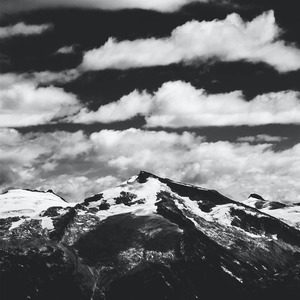 裸体裸乳被🍑国产
